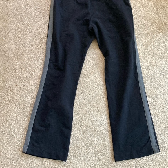 i.e. Relaxed Women's Black Sweatpants Joggers with Gray Stripes Size M - Picture 2 of 7